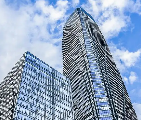 外贸多语种网站搭建要点：福州市阿莱克斯本地化技术实践